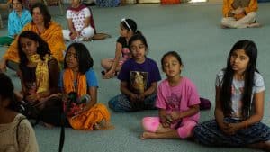 kids in meditation
